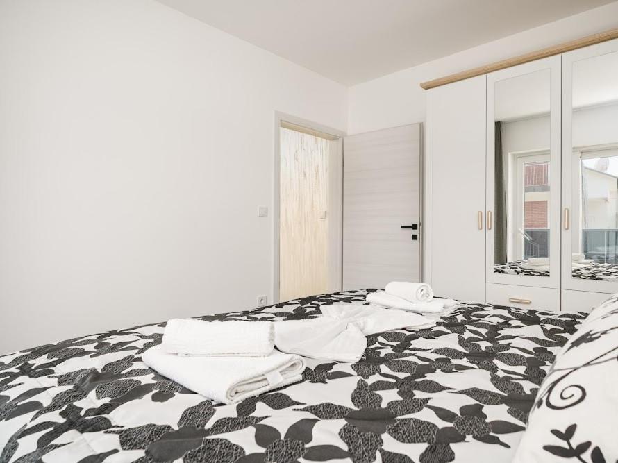 Luxury Apartments-La Dino Maky Водице Номер фото